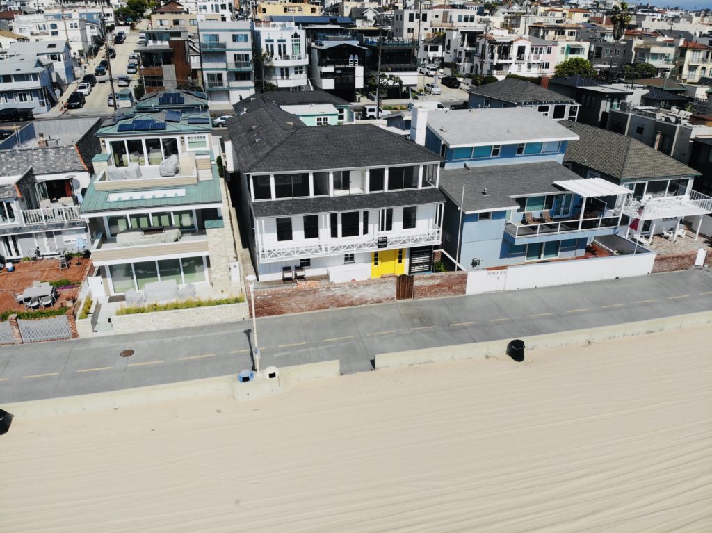 Hermosa Beachfront Strand Homes