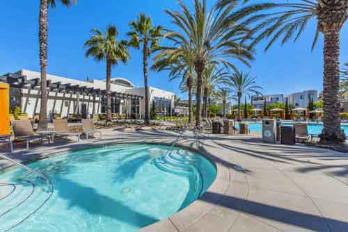 360 southbay amenities